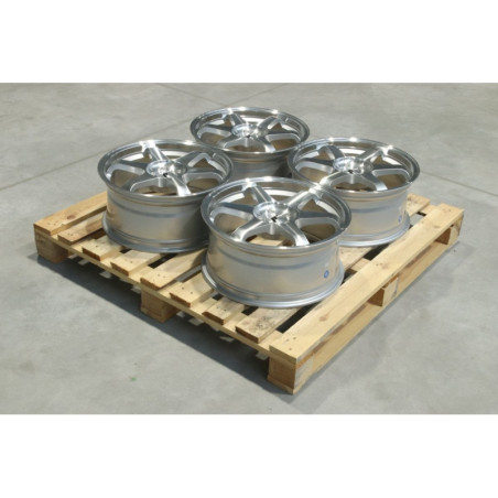 Set of JR3 18x8 ET40 5x100 Silver Machined