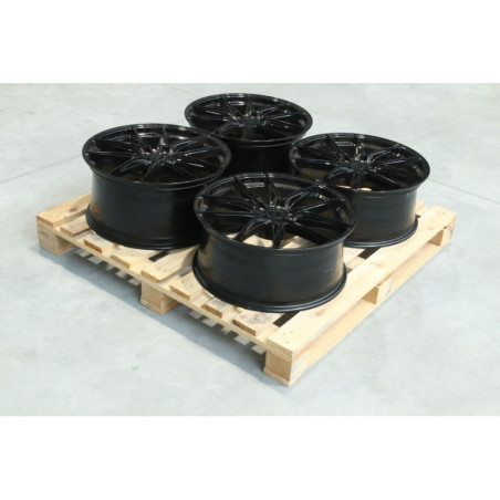 Set of JR44 20x8,5 ET40 + 20x9,5 ET45 5x112 Gloss Black