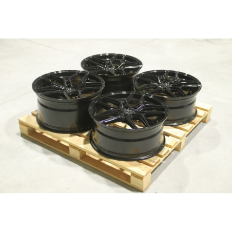 Set of CVR5 21x9 ET52 + 21x10,5 ET33 5x108 Gloss Black
