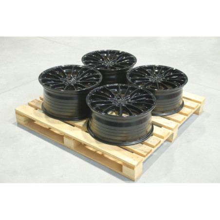 Set of CVR7 19x8,5 ET25 + 19x9,5 ET35 5x112 Gloss Black