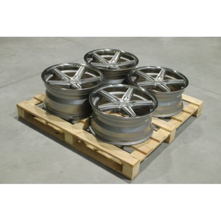 Set of CVR9 19x8,5 ET30 + 19x9,5 ET33 5x112 Brushed Titanium