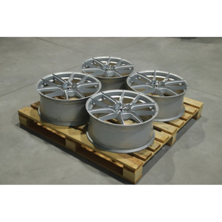Set of JR30 20x8,5 ET35 5x115 Silver Machined Face