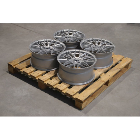 Set of JR28 17x8 ET38 4x100 Gloss Silver
