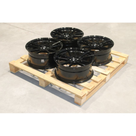 Set of JR21 18x8 ET37 5x100 Gloss Black