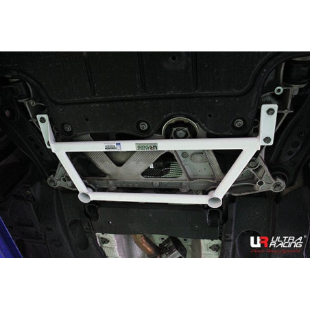 BARRA INFERIOR DELANTERA ULTRA RACING 4 PUNTOS PARA AUDI A3 (TYP 8V) 1.4 TFSI 2WD HATCHBACK 2013-2018