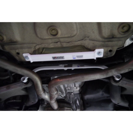 BARRA INFERIOR TRASERA ULTRA RACING 2 PUNTOS PARA AUDI A6 C7 (TYP 4G) 2.0 TFSI 2WD FACELIFT 2015-2018