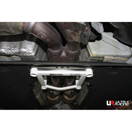 BARRA INFERIOR CENTRAL ULTRA RACING 4 PUNTOS PARA AUDI A7 (TYP 4G8) 2.0 TFSI 2WD 2010-2018