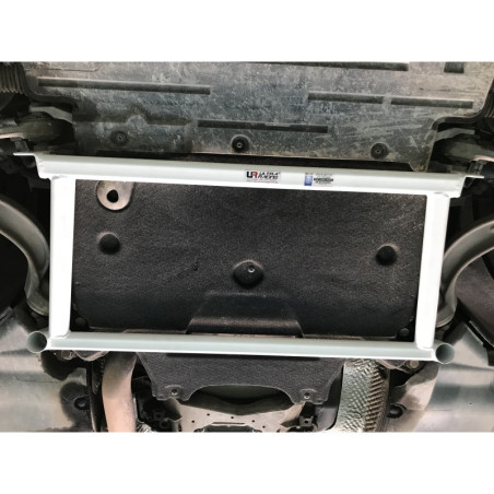 BARRA INFERIOR DELANTERA ULTRA RACING 4 PUNTOS PARA AUDI Q5 (TYP 8R) 2.0 TFSI 4WD 2009-2017