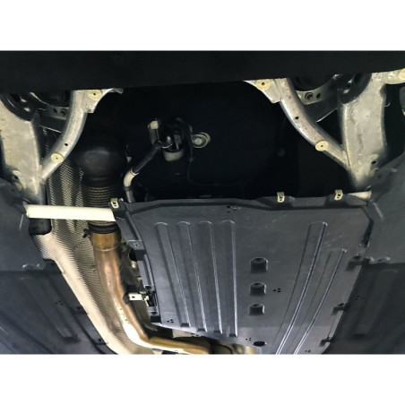 BARRA INFERIOR DELANTERA ULTRA RACING 2 PUNTOS PARA BMW G20 (330I) 2.0T 2WD 2019-PRESENTE