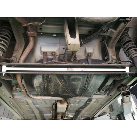 BARRA DE TORSIÓN TRASERA ULTRA RACING 23 MM PARA CHERY ALADO EASTAR 2.4 2WD 2008-2015