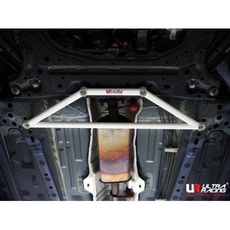 BARRA INFERIOR DELANTERA ULTRA RACING 4 PUNTOS PARA FORD FIESTA 6ª GEN. (MK6) 1.6 2WD 2009-2017