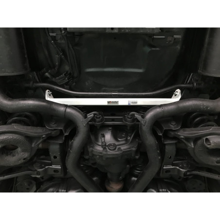 BARRA INFERIOR TRASERA ULTRA RACING 2 PUNTOS PARA FORD MUSTANG 6ª GEN. 2.3 ECOBOOST 2WD COUPÉ 2015-PRESENTE