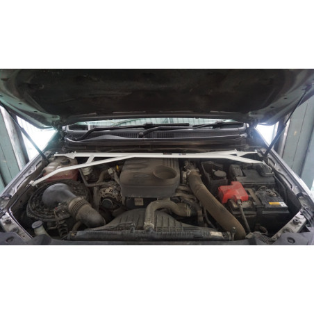BARRA DE TORRETAS DELANTERA ULTRA RACING 4 PUNTOS PARA FORD RANGER 3ª GEN. (T6) 2.2 4WD FACELIFT 2015-PRESENTE