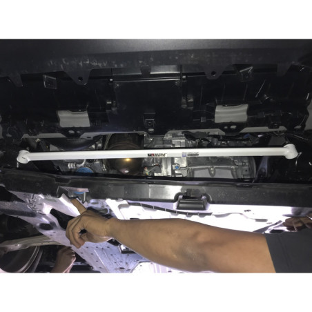 BARRA INFERIOR DELANTERA ULTRA RACING 2 PUNTOS PARA HONDA ACCORD 10ª GEN. (CV1) 1.5T 2WD LHD 2018-PRESENTE