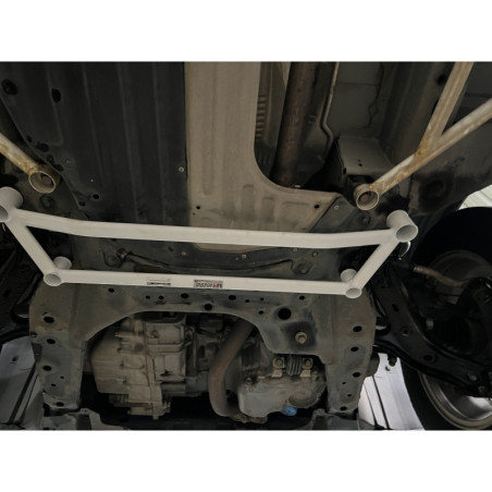 BARRA INFERIOR DELANTERA ULTRA RACING 4 PUNTOS PARA HONDA CR-V 4ª GEN. (RM1/3/4) 2.0 4WD 2011-2018