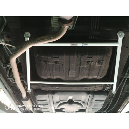 BARRA INFERIOR CENTRAL ULTRA RACING 4 PUNTOS PARA HONDA ODYSSEY 5ª GEN. (RC1) 2.4 2WD TAIWAN 2013-PRESENTE