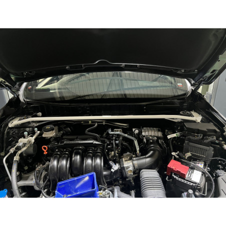 BARRA DE TORRETAS DELANTERA ULTRA RACING 2 PUNTOS PARA HONDA WR-V (DG4) 1.5 2WD 2023-PRESENTE