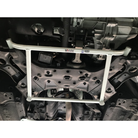 BARRA INFERIOR DELANTERA ULTRA RACING 4 PUNTOS PARA HYUNDAI ACCENT 4ª GEN. (RB) 1.6D 2WD 2011-2018