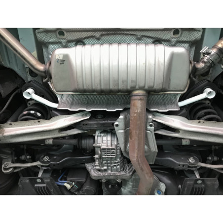 BARRA INFERIOR TRASERA ULTRA RACING 2 PUNTOS PARA INFINITI Q30 (H15) 1.6T 2WD 2016-2019