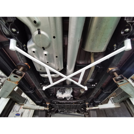 BARRA INFERIOR TRASERA ULTRA RACING 4 PUNTOS PARA ISUZU D-MAX 3ª GEN. (RG) 1.9D 4WD AT 2019-PRESENTE