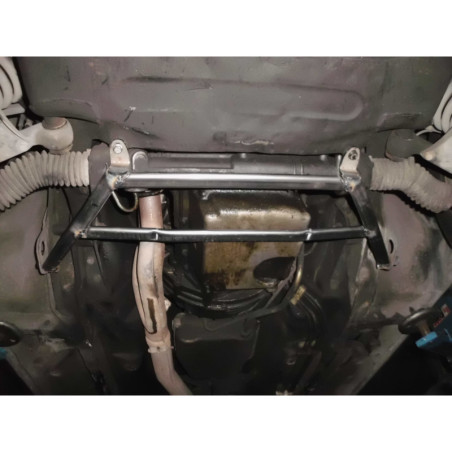 BARRA INFERIOR DELANTERA ULTRA RACING 4 PUNTOS PARA JAGUAR XJ6 (XJ40) 4.0 2WD 1986-1994