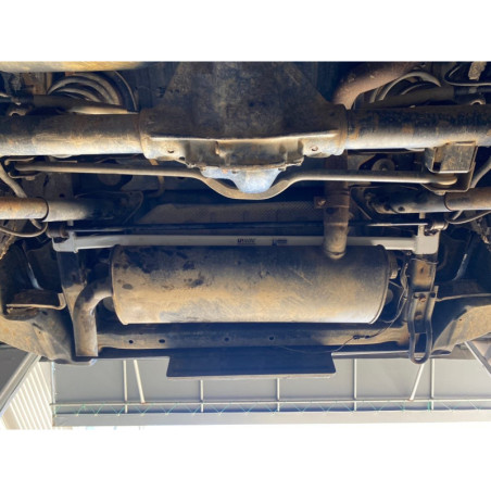 BARRA INFERIOR TRASERA ULTRA RACING 2 PUNTOS PARA JEEP WRANGLER (JK) 2.8D 4WD 2007-2018