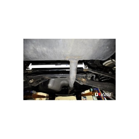 BARRA INFERIOR TRASERA ULTRA RACING 2 PUNTOS PARA KIA SPORTAGE 3ª GEN. (SL) 2.0D 2WD 2010-2016
