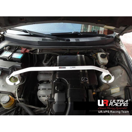 BARRA DE TORRETAS DELANTERA ULTRA RACING 2 PUNTOS PARA LEXUS IS 200 1ª GEN. (XE10) 2.0 3S 2WD 1998-2005