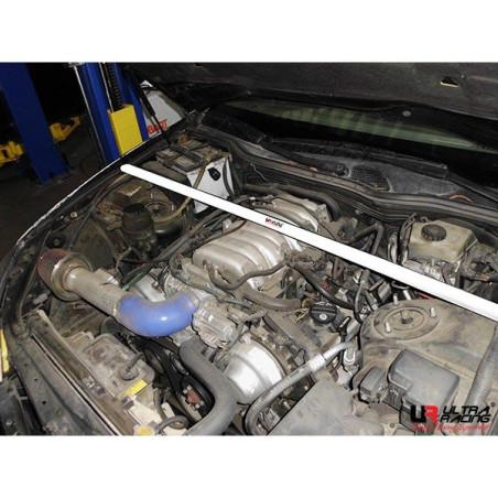 BARRA DE TORRETAS DELANTERA ULTRA RACING 2 PUNTOS PARA LEXUS GS 400 2ND (S160) 4.0 V8 2WD 1997-2004