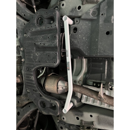 BARRA INFERIOR CENTRAL ULTRA RACING 2 PUNTOS PARA LEXUS RX 200T 4ª GEN. (AL20) 2.0T 2WD 2015-PRESENTE