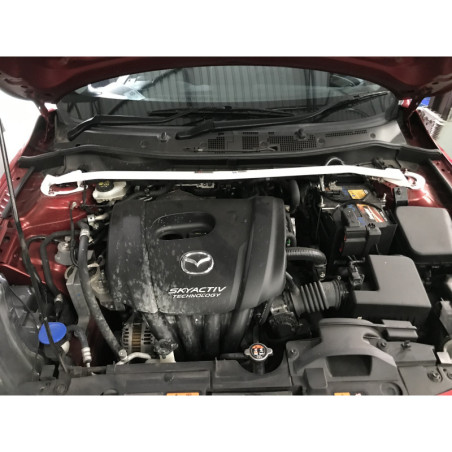 BARRA DE TORRETAS DELANTERA ULTRA RACING 2 PUNTOS PARA MAZDA 2 3ª GEN. (DJ) 1.5D 2WD HATCHBACK 2014-PRESENTE