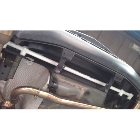 BARRA DE TORSIÓN TRASERA ULTRA RACING 4 PUNTOS PARA MAZDA 3 2ª GEN. (BL) 1.6 2WD HATCHBACK 2008-2013