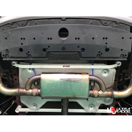 BARRA DE TORSIÓN TRASERA ULTRA RACING 2 PUNTOS PARA MAZDA 3 4ª GEN. (BP) 2.0 2WD HATCHBACK 2019-PRESENTE