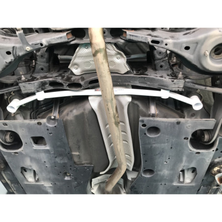 BARRA INFERIOR TRASERA ULTRA RACING 4 PUNTOS PARA MAZDA 6 3ª GEN. (GJ1) 2.2D 2WD SEDÁN 2012-PRESENTE