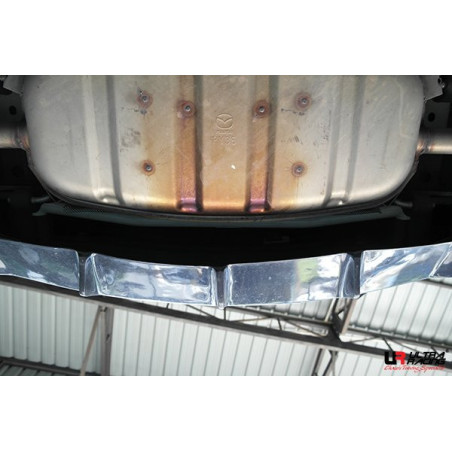 BARRA DE TORSIÓN TRASERA ULTRA RACING 2 PUNTOS PARA MAZDA CX-5 1ª GEN. (KE) 2.0 4WD 2012-2017