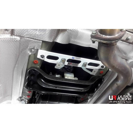 BARRA INFERIOR CENTRAL ULTRA RACING 2 PUNTOS PARA MERCEDES-BENZ C205 C250 (COUPÉ) 2.0T 2WD 2015-2021