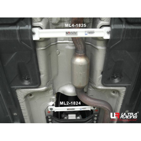 BARRA INFERIOR CENTRAL ULTRA RACING 4 PUNTOS PARA MERCEDES-BENZ C207 C207 (COUPÉ) 2.5 2WD FACELIFT 2009-2017