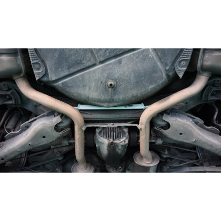 BARRA INFERIOR TRASERA ULTRA RACING 2 PUNTOS PARA MERCEDES-BENZ W220 S280 2.8 V6 2WD 1999-2005