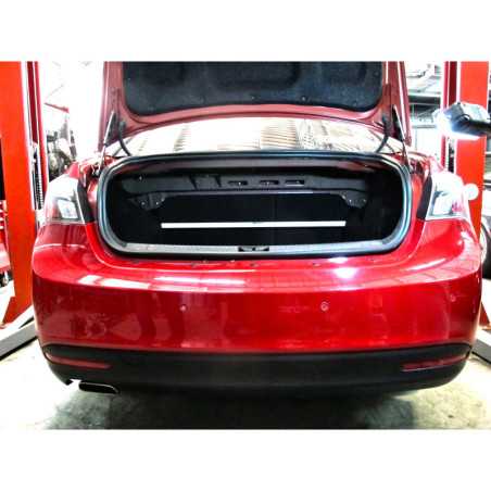 BARRA DE TORRETAS TRASERA ULTRA RACING 2 PUNTOS PARA MG 6 1ª GEN. 1.8 2WD THAILAND ASSEMBLY 2009-2016