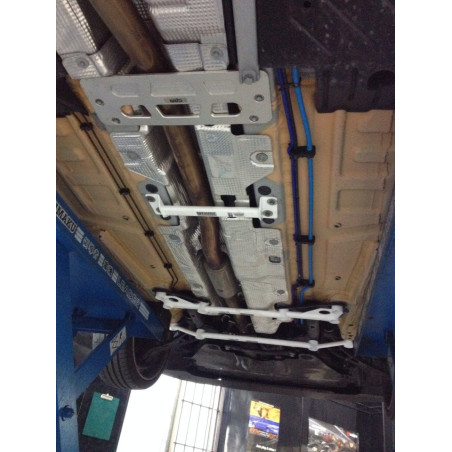 BARRA INFERIOR CENTRAL ULTRA RACING 2 PUNTOS PARA MINI COUNTRY MAN 1ª GEN. R60 1.6 2WD 2010-2016