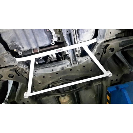 BARRA INFERIOR DELANTERA ULTRA RACING 4 PUNTOS PARA MITSUBISHI ASX 3ª GEN. 2.0 2WD CKD 2014-PRESENTE