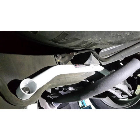 BARRA INFERIOR TRASERA ULTRA RACING 2 PUNTOS PARA MITSUBISHI ASX 3ª GEN. 2.0 2WD CKD 2014-PRESENTE