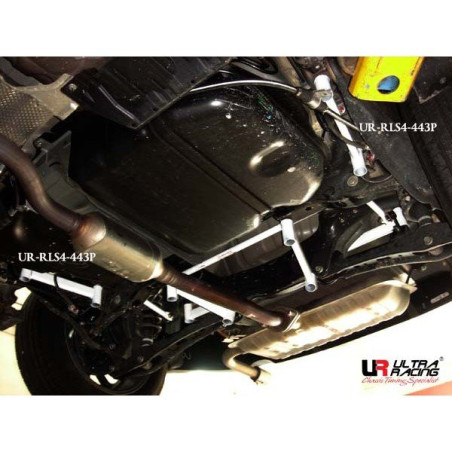 BARRA LATERAL INFERIOR TRASERA ULTRA RACING 4 PUNTOS PARA MITSUBISHI ASX 3ª GEN. 2.0 2WD CKD 2014-PRESENTE