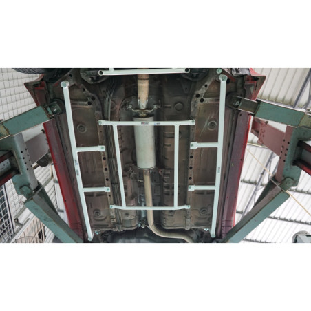 BARRA INFERIOR LATERAL ULTRA RACING 8 PUNTOS PARA MITSUBISHI FTO (DE) 2.0-6A12 MIVEC 2WD 1994-2000