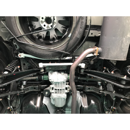 BARRA INFERIOR TRASERA ULTRA RACING 2 PUNTOS PARA MITSUBISHI OUTLANDER 3ª GEN. 2.4 2WD 2012-2021