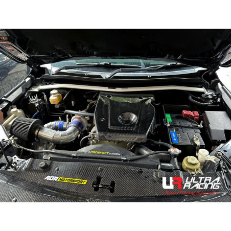 BARRA DE TORRETAS DELANTERA ULTRA RACING 2 PUNTOS PARA MITSUBISHI PAJERO SPORT 3ª GEN. (QF) 2.4D 4WD 2015-PRESENTE