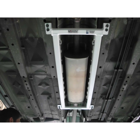 BARRA INFERIOR CENTRAL ULTRA RACING 4 PUNTOS PARA NISSAN ALTIMA 4ª GEN. (L32A) 2.5 V6 2WD 2006-2012