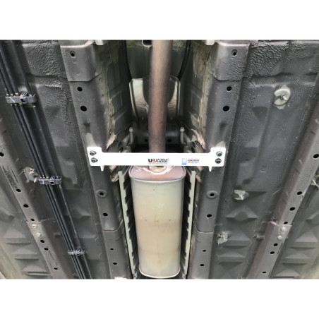 BARRA INFERIOR CENTRAL ULTRA RACING 2 PUNTOS PARA NISSAN ALTIMA 5ª GEN. (L33) 2.0 2WD 2012-2018