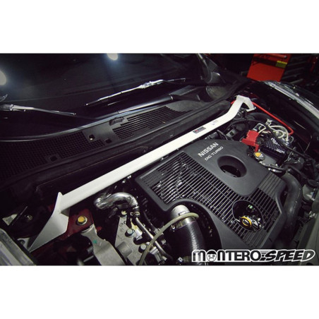 BARRA DE TORRETAS DELANTERA ULTRA RACING 2 PUNTOS PARA NISSAN JUKE 1ª GEN. (F15) 1.5 2WD 2011-2017