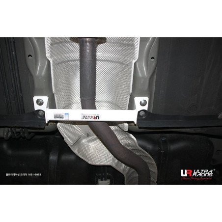 BARRA INFERIOR CENTRAL ULTRA RACING 2 PUNTOS PARA NISSAN JUKE 1ª GEN. (F15) 1.5 2WD 2011-2017